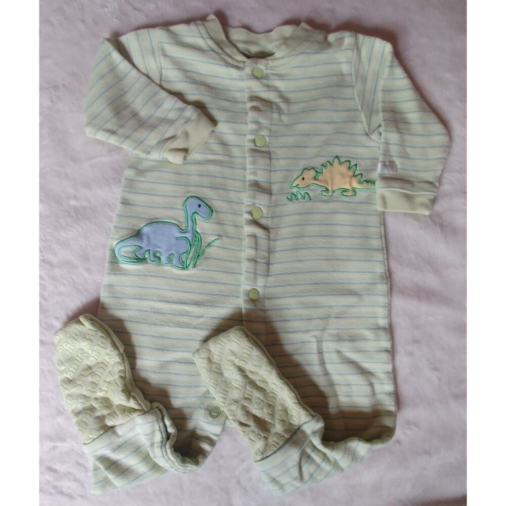 Pajamas 6 To 9 month Snugabye Baby sleeper with grips on feet sleepwear dinosaur